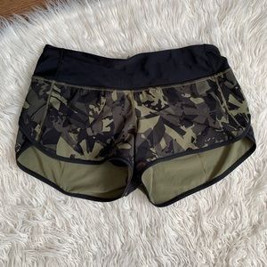 Lululemon Running Shorts Size 4